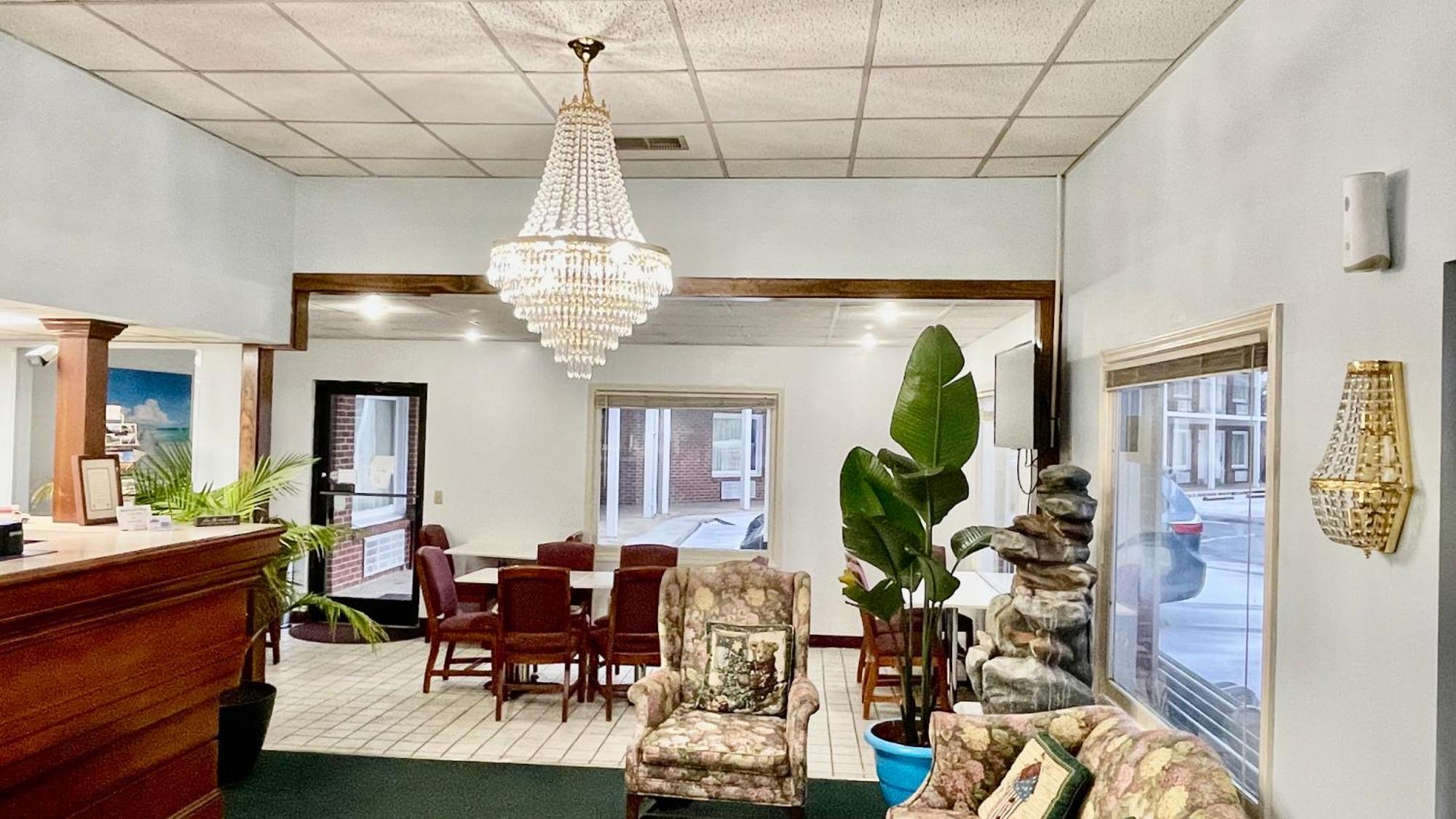 Hamilton Inn Jonesville I-77 Bagian luar foto