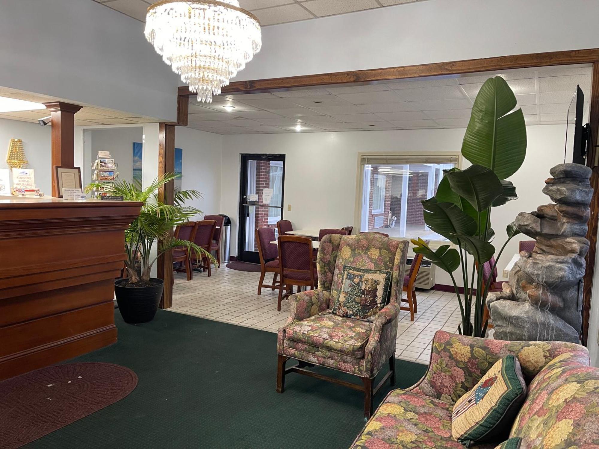 Hamilton Inn Jonesville I-77 Bagian luar foto